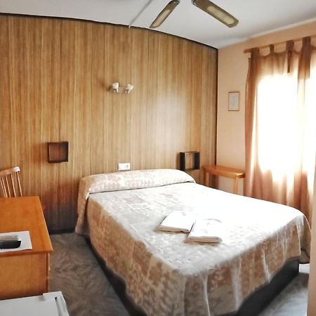 Hostal Cristina Denia Εξωτερικό φωτογραφία