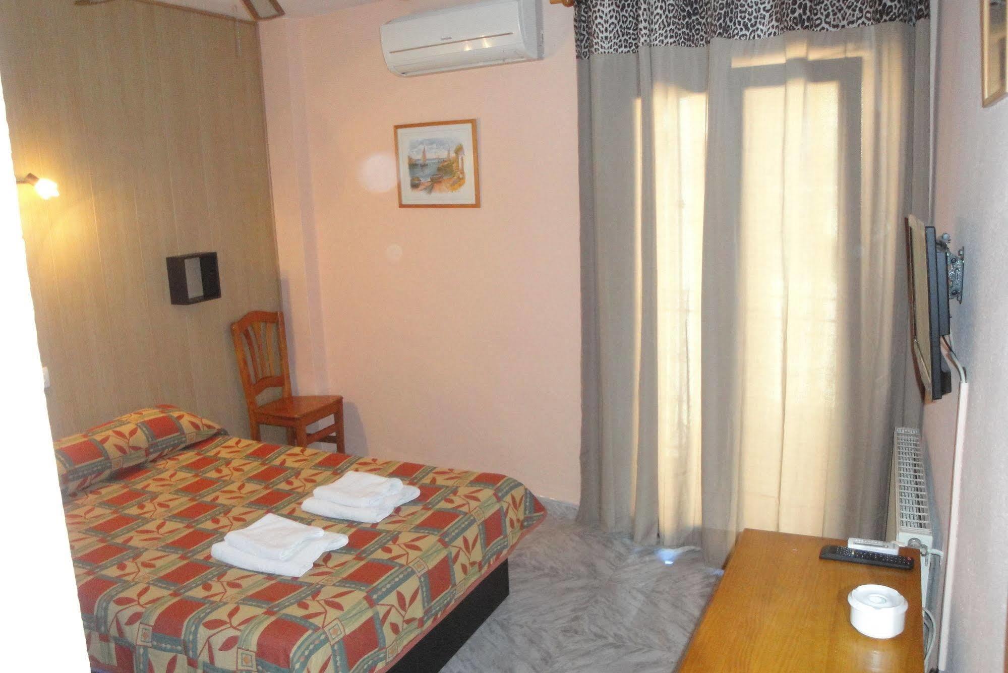 Hostal Cristina Denia Εξωτερικό φωτογραφία